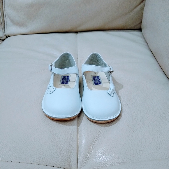 Sold - Picture 2 of 8